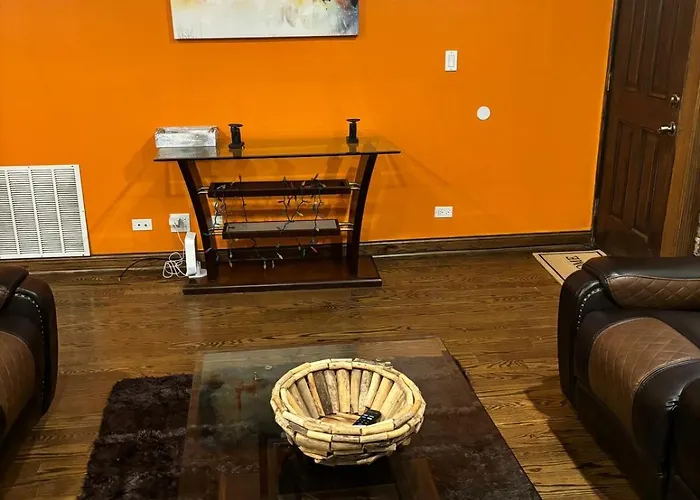Wicker Park Loft Style *