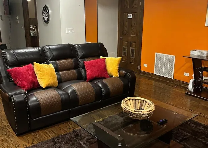 Wicker Park Loft Style Apartment Chicago